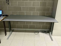 Bureautafel met verstelbaar trespa blad - afbeelding 2 van  2