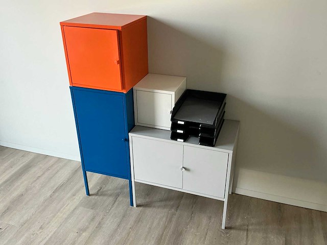 Bureautafel - afbeelding 8 van  9