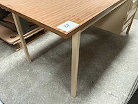 Bureautafel - afbeelding 3 van  4