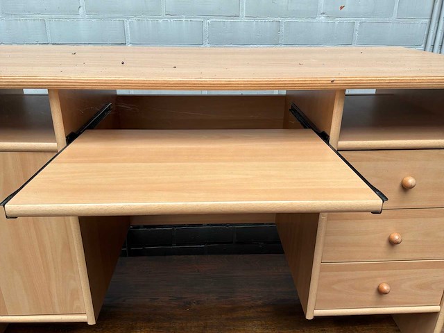 Bureautafel - afbeelding 6 van  7
