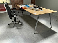 Bureautafel - afbeelding 1 van  4