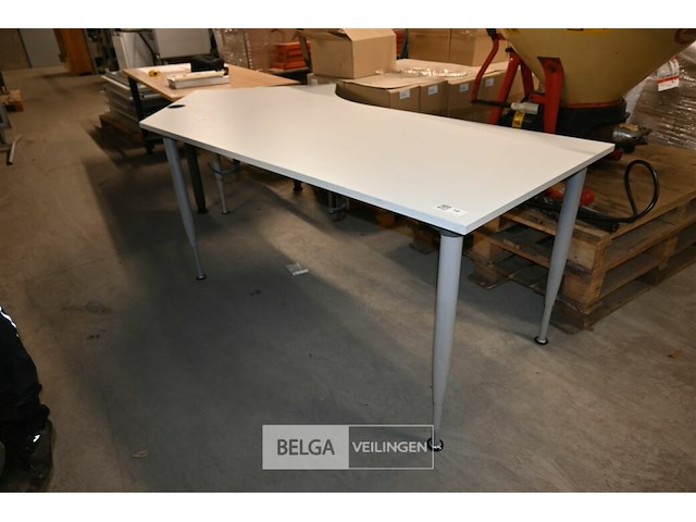 Bureautafel - afbeelding 1 van  4