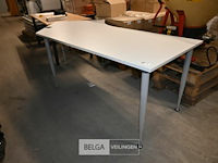 Bureautafel - afbeelding 1 van  4