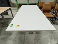 Bureautafel - afbeelding 1 van  4