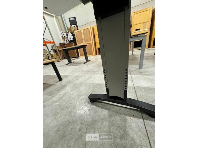 Bureautafel - afbeelding 4 van  4