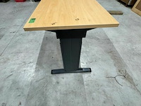Bureautafel - afbeelding 3 van  4