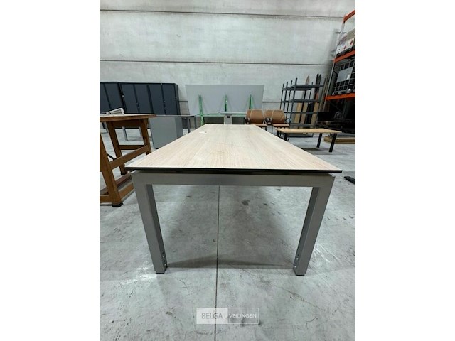 Bureautafel - afbeelding 3 van  4