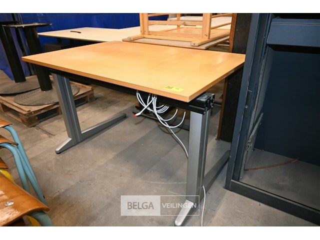 Bureautafel - afbeelding 1 van  4