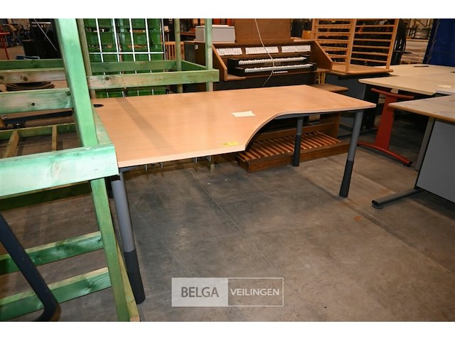Bureautafel - afbeelding 1 van  5