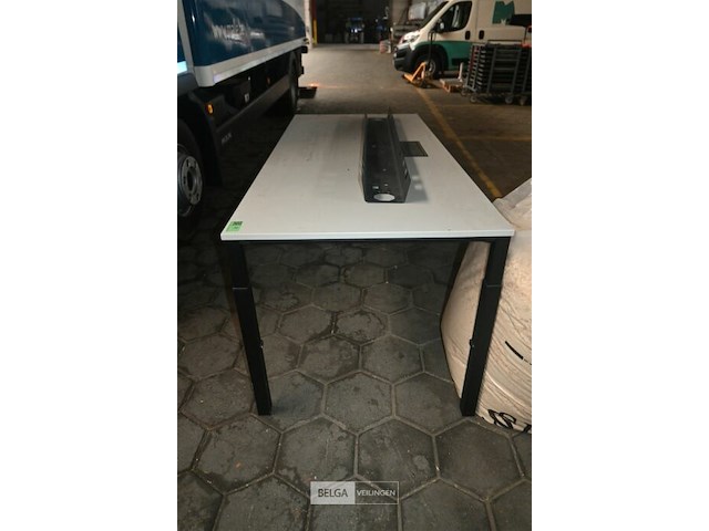 Bureautafel - afbeelding 2 van  4