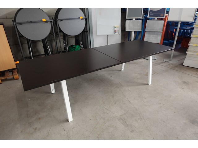 Bureautafel - afbeelding 1 van  3