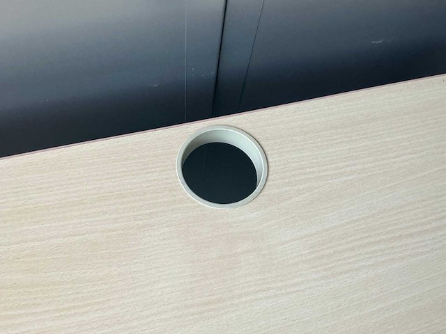 Bureautafel - afbeelding 3 van  5