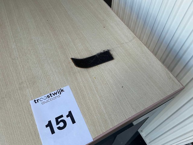 Bureautafel - afbeelding 4 van  5