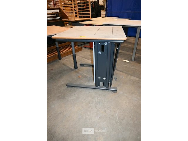 Bureautafeltje voor tv-scherm - afbeelding 3 van  5