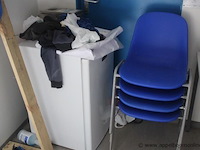 Bureeelcontainer vv dagramen (b0097), tafel en stoelen, microgolf, koelkastje, 2 deuren - afbeelding 6 van  6
