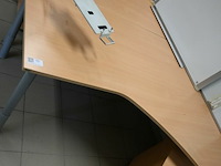 Bureel met ladeblok - afbeelding 3 van  3
