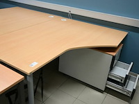 Bureel met ladeblok - afbeelding 1 van  3