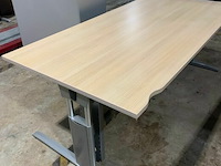 Bureel met metalen onderstel - afbeelding 2 van  2