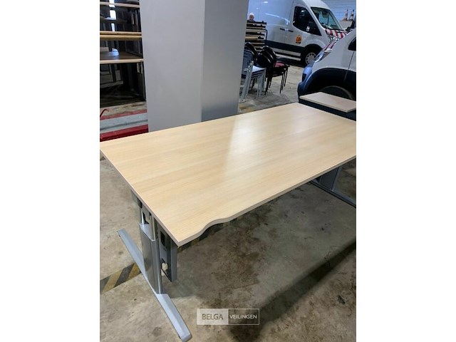 Bureel met metalen onderstel - afbeelding 2 van  2