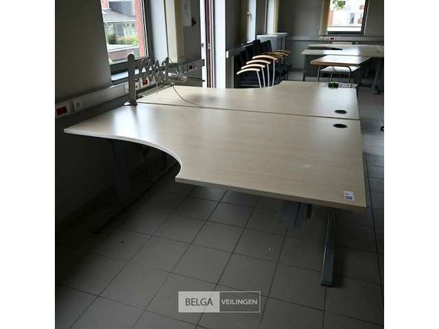 Bureel - afbeelding 1 van  3