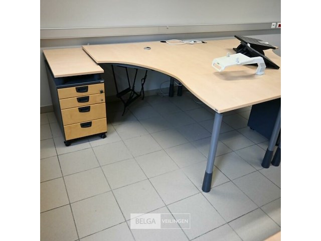 Bureel - afbeelding 1 van  2