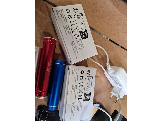 Bureelbenodigdheden - afbeelding 15 van  15