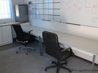 Bureelcontainer pl 6x3, vv dagramen, 2 deuren, keukentje, ijskastje, tafels, 2 stoelen, radiator - afbeelding 4 van  6