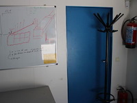 Bureelcontainer pl 6x3, vv dagramen, 2 deuren, keukentje, ijskastje, tafels, 2 stoelen, radiator - afbeelding 5 van  6