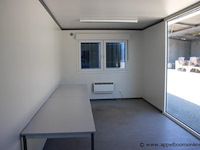 Bureelcontainer plm 6x3, vv dagramen en grote raam, tafels en radiator - afbeelding 3 van  4