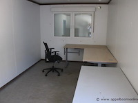 Bureelcontainer plm 6x3m, dagramen, 2 deuren, hoekburo, tafel, stoel - afbeelding 3 van  4