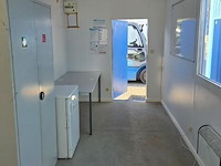 Bureelcontainer plm 6x3m, dagramen, tafel, kast, ijskastje en radiator - afbeelding 8 van  8