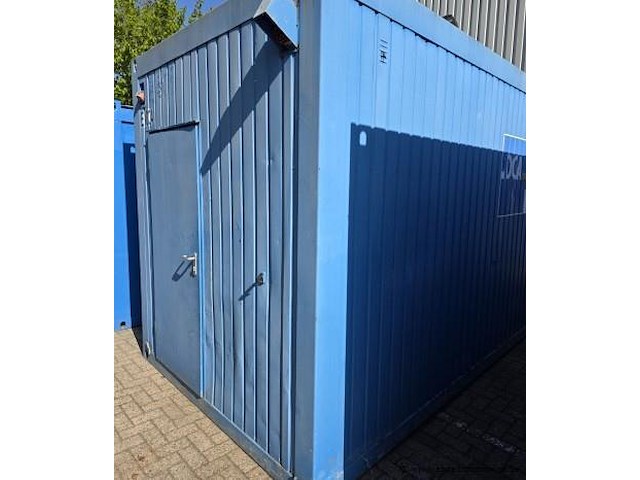 Bureelcontainer plm 6x3m, dagramen, tafel, kast, ijskastje en radiator - afbeelding 1 van  9