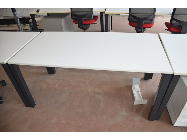 Bureeltafel 160x80x75 cm, bureelstoel, pc beugel - afbeelding 3 van  6