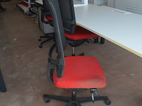 Bureeltafel 240x100x75 cm, ladeblok met 3 laden, 2 bureelstoelen, 2 pc beugels - afbeelding 2 van  10