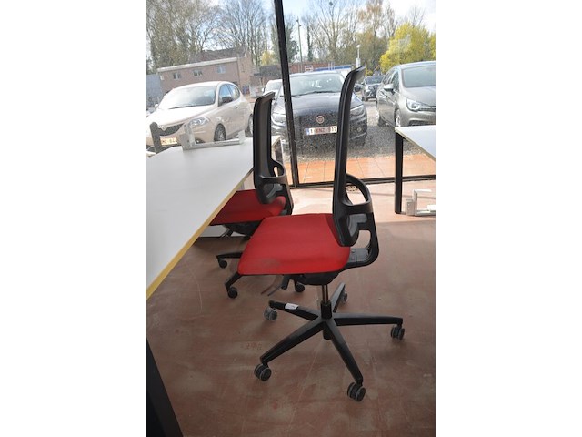 Bureeltafel 240x100x75 cm, ladeblok met 3 laden, 2 bureelstoelen, 2 pc beugels - afbeelding 3 van  10