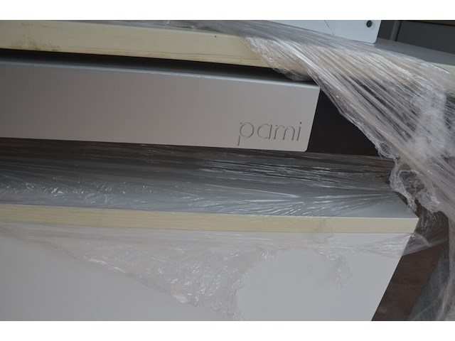 Bureeltafel 240x100x75 cm, ladeblok met 3 laden, 2 bureelstoelen, 2 pc beugels - afbeelding 7 van  10