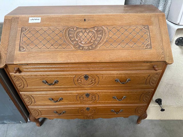 Bureeltje - vintage - desk - afbeelding 3 van  3