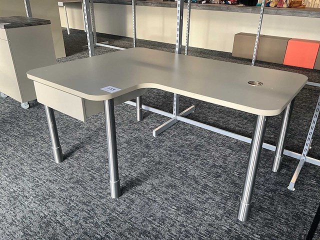 Bureelwerktafels (5x) - afbeelding 1 van  9