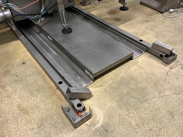 Burgmetaal transportsysteem en hefsysteem buter - afbeelding 10 van  11