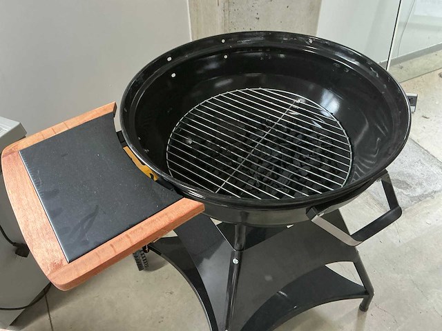 Burnaby tarrington house barbecue - afbeelding 3 van  7