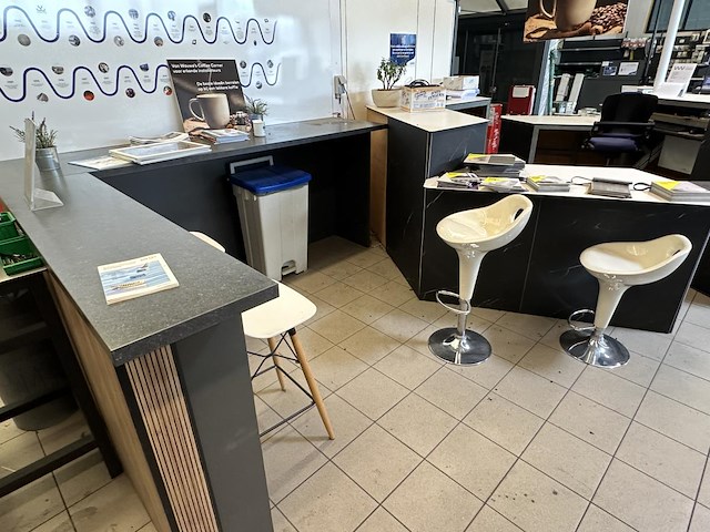 Buro-eiland + koffie corner + inhoud - afbeelding 4 van  5