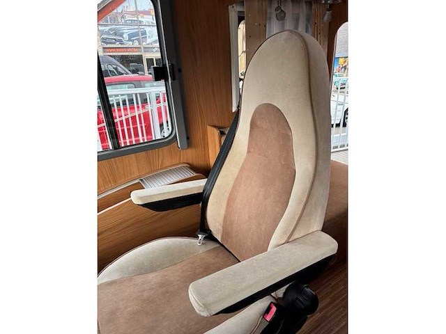Burstner gmbh 1684 - 2030 - campervan - afbeelding 8 van  37