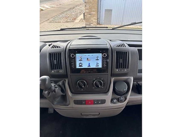 Burstner gmbh 1684 - 2030 - campervan - afbeelding 9 van  37