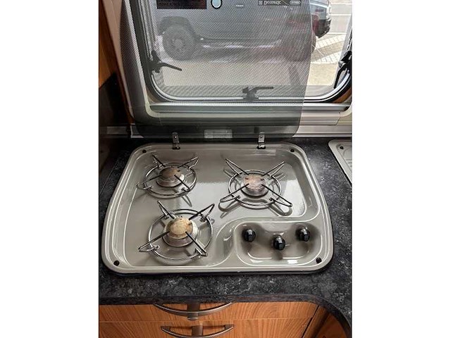 Burstner gmbh 1684 - 2030 - campervan - afbeelding 14 van  37