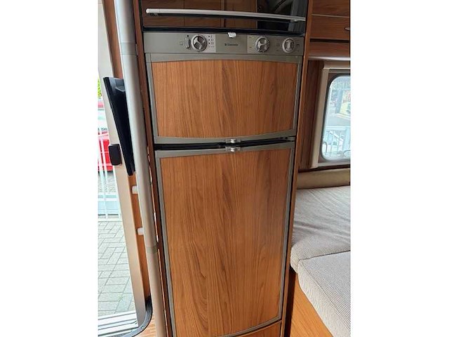 Burstner gmbh 1684 - 2030 - campervan - afbeelding 16 van  37