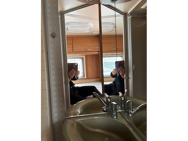 Burstner gmbh 1684 - 2030 - campervan - afbeelding 22 van  37