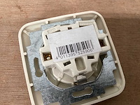 Busch-jaeger wandcontactdoos volle afdekplaat (46x) - afbeelding 3 van  3