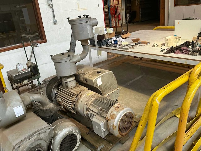 Busch ra 0630 b 461 eeb1 vacuümpomp - afbeelding 10 van  17