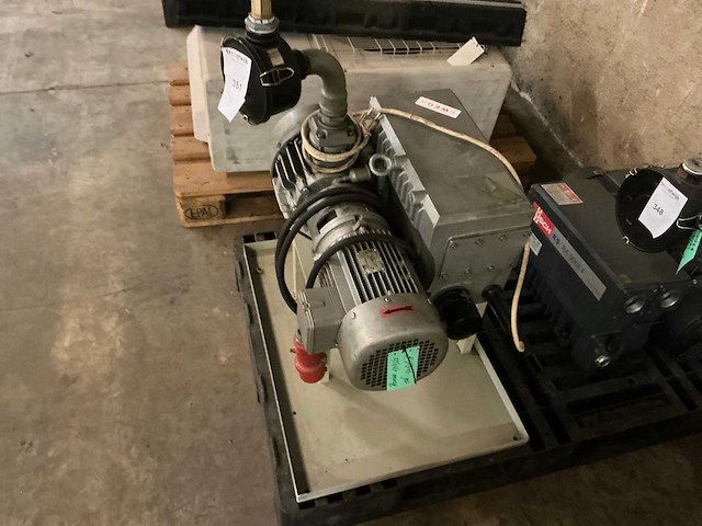 Busch vacuümpomp - afbeelding 2 van  4