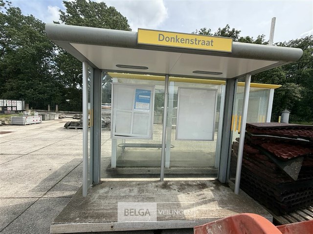 Bushokje de lijn - afbeelding 1 van  4